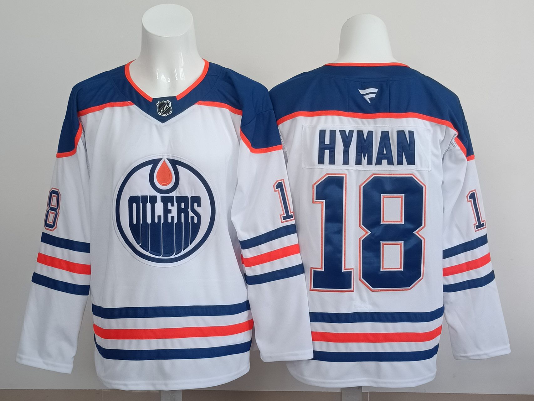 Men 2025 Edmonton Oilers #18 Hyman White Fanatics Home Premium NHL Jersey style 1